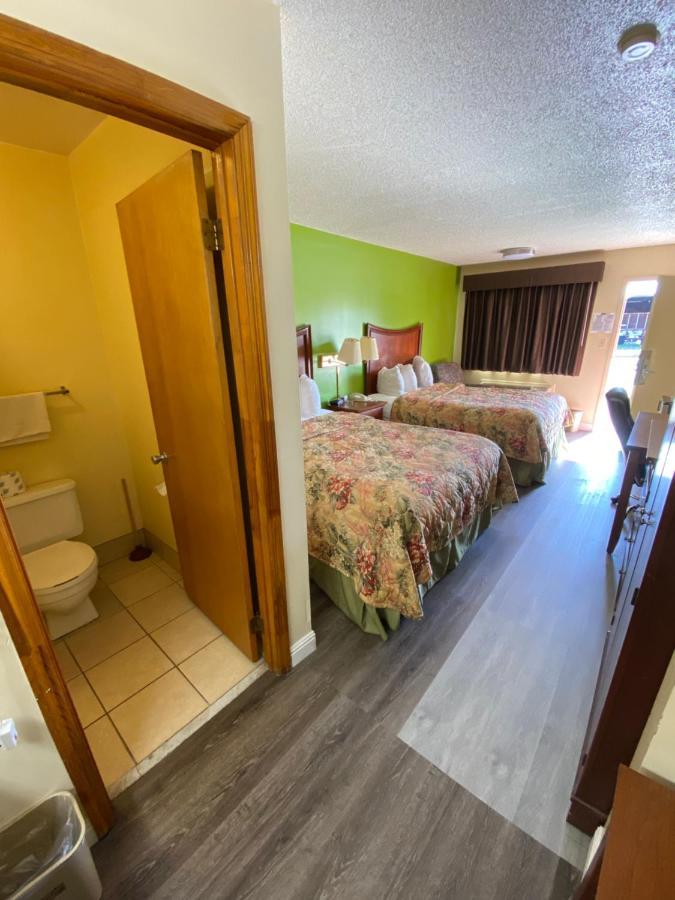 Budget Host Inn - Baxley Екстериор снимка
