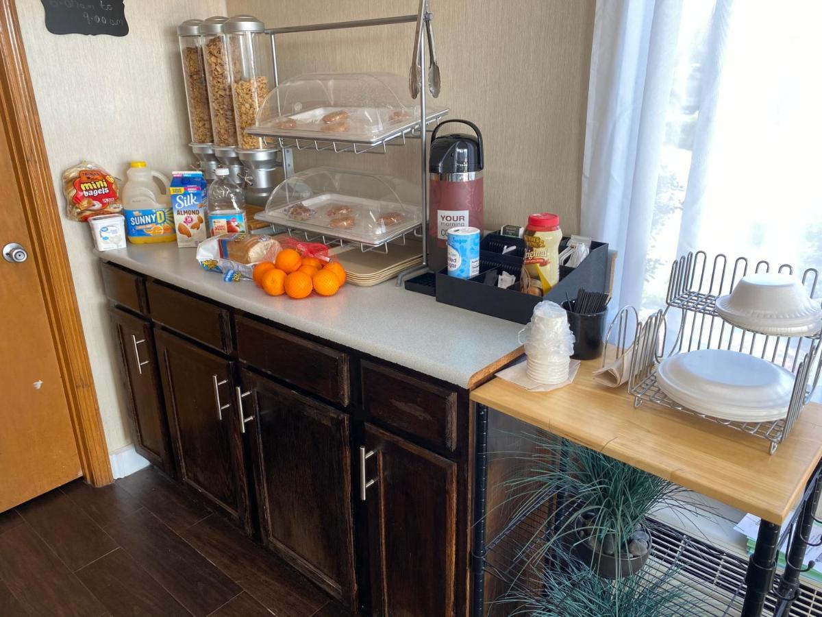 Budget Host Inn - Baxley Екстериор снимка