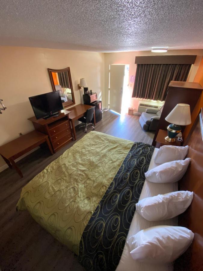 Budget Host Inn - Baxley Екстериор снимка