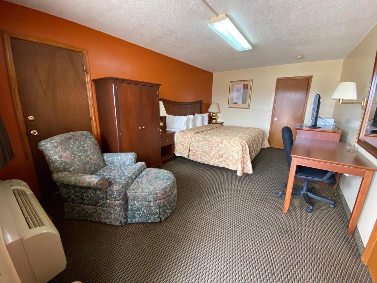 Budget Host Inn - Baxley Екстериор снимка
