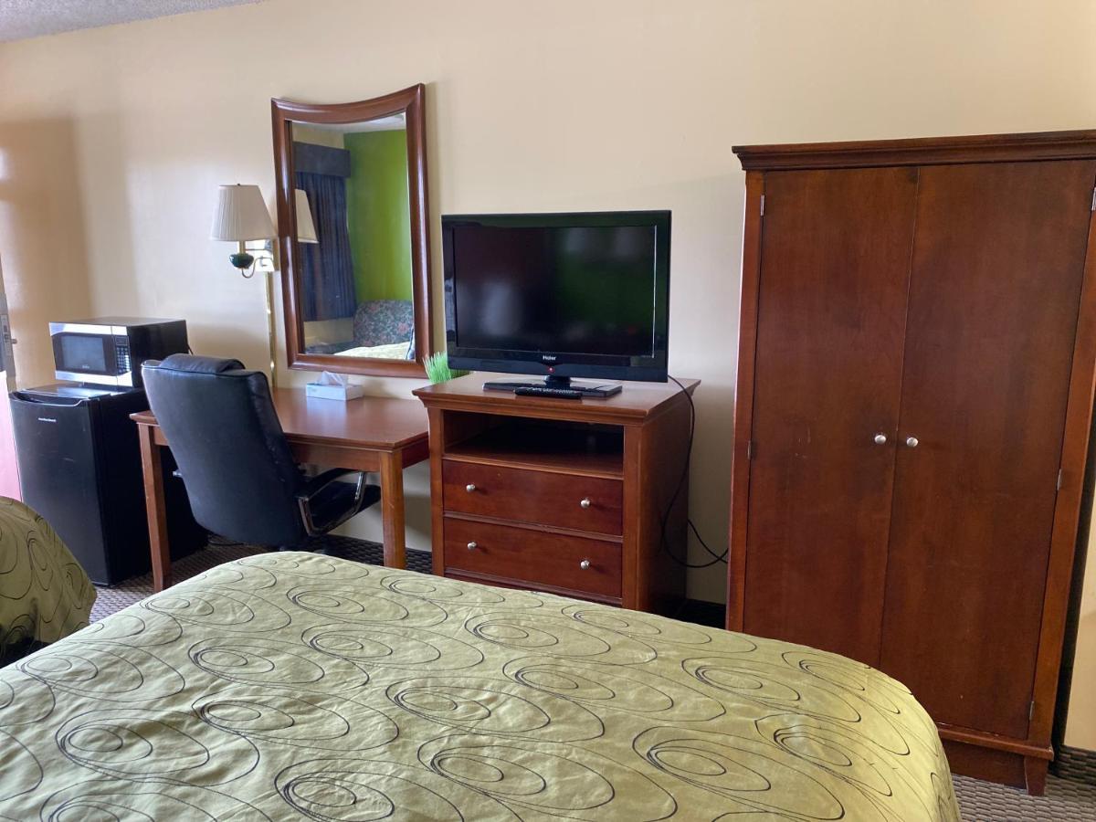 Budget Host Inn - Baxley Екстериор снимка